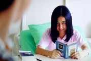 张子枫吃瓜娱乐视频,揭秘娱乐圈幕后故事